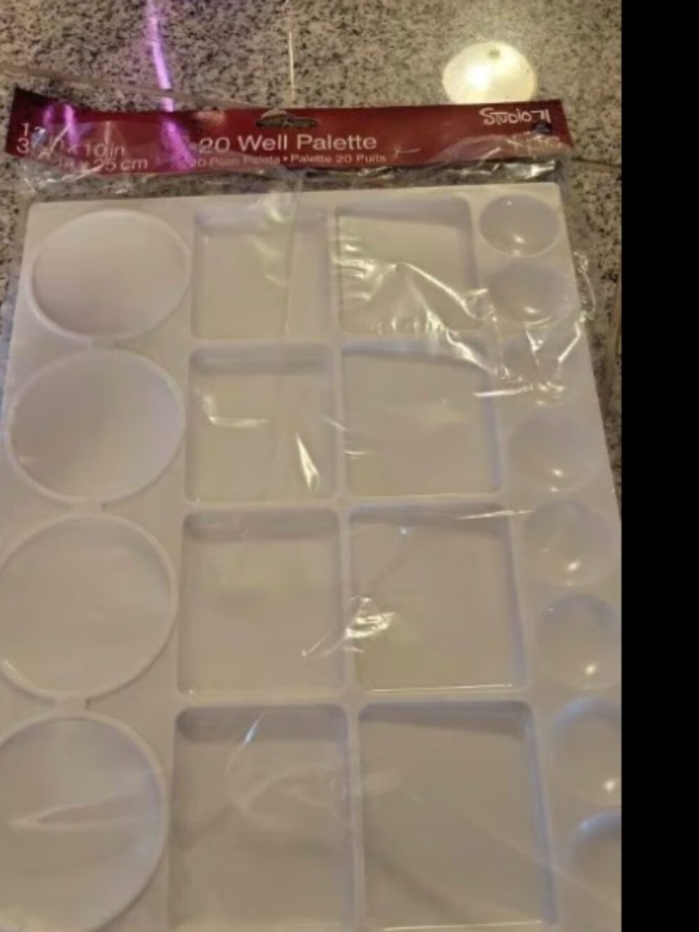 20 well plastic palette 13x10in. NEW